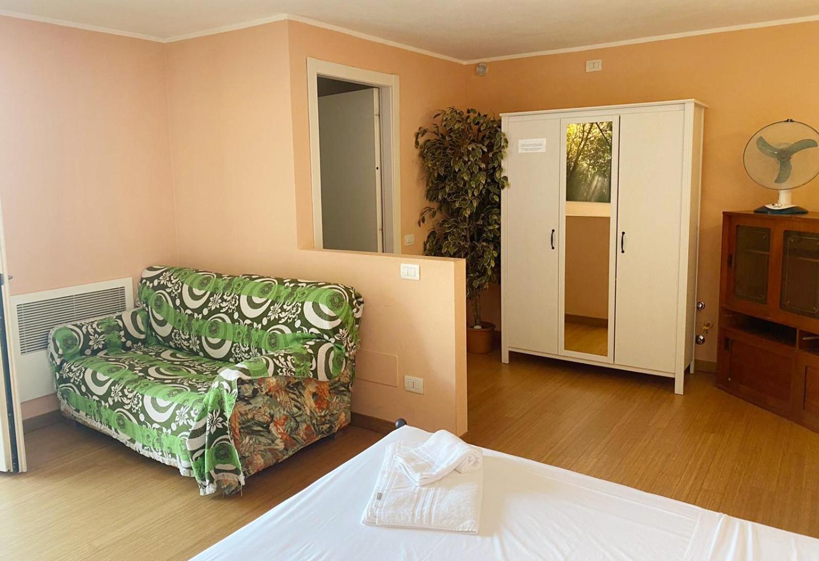The Duplex - Big Apartment With Terraces Argegno Esterno foto